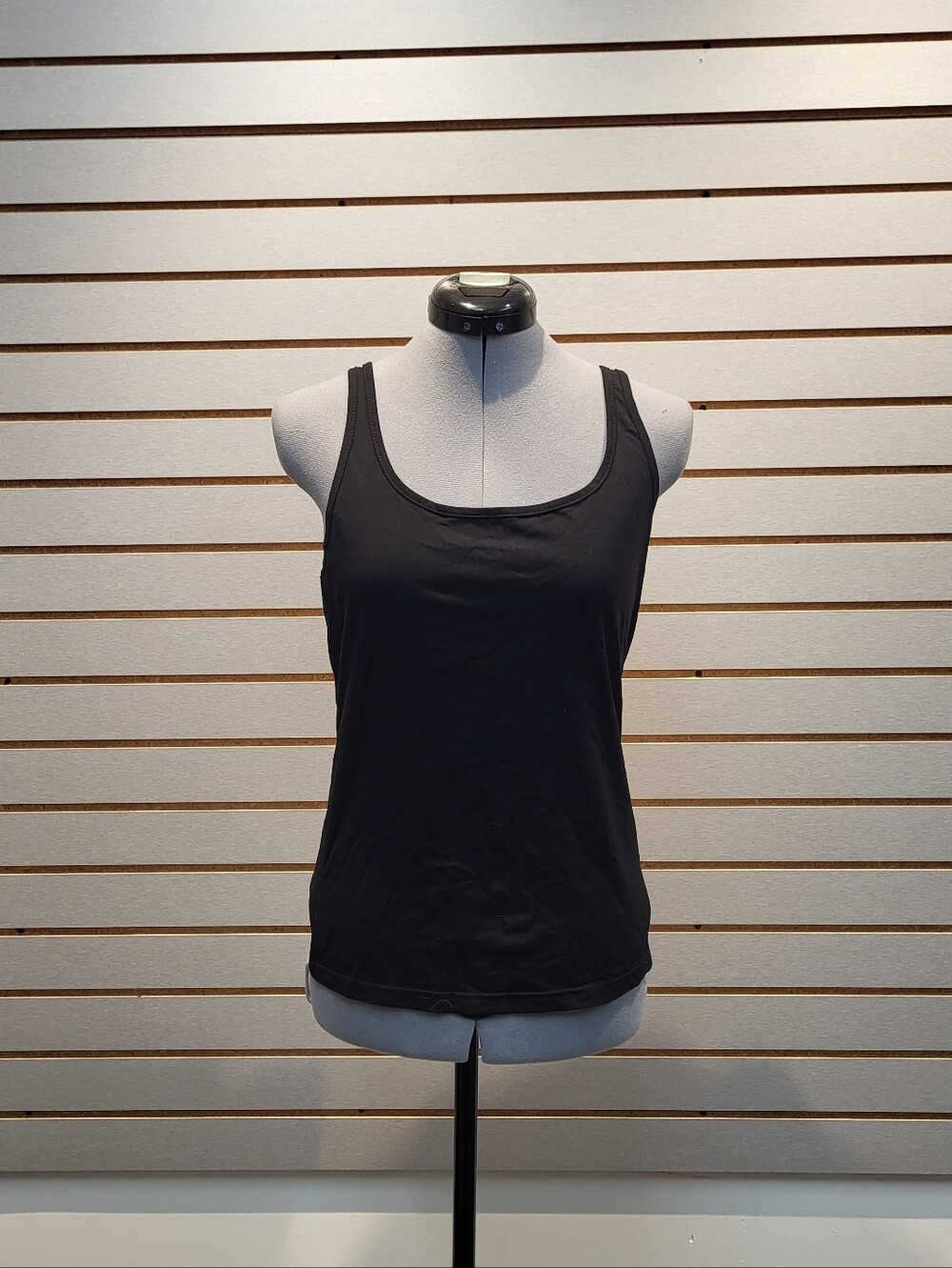 SHEIN Black Women's Scoop Neck Tank Top